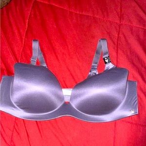 Victoria Secret Wireless Lined Semi Demi Bra